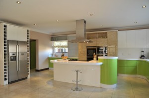 Hi-gloss, lime and white kitchen