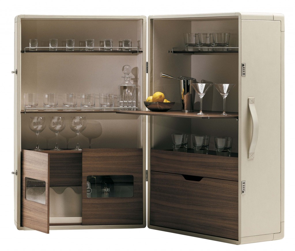 Isidoro drinks cabinet