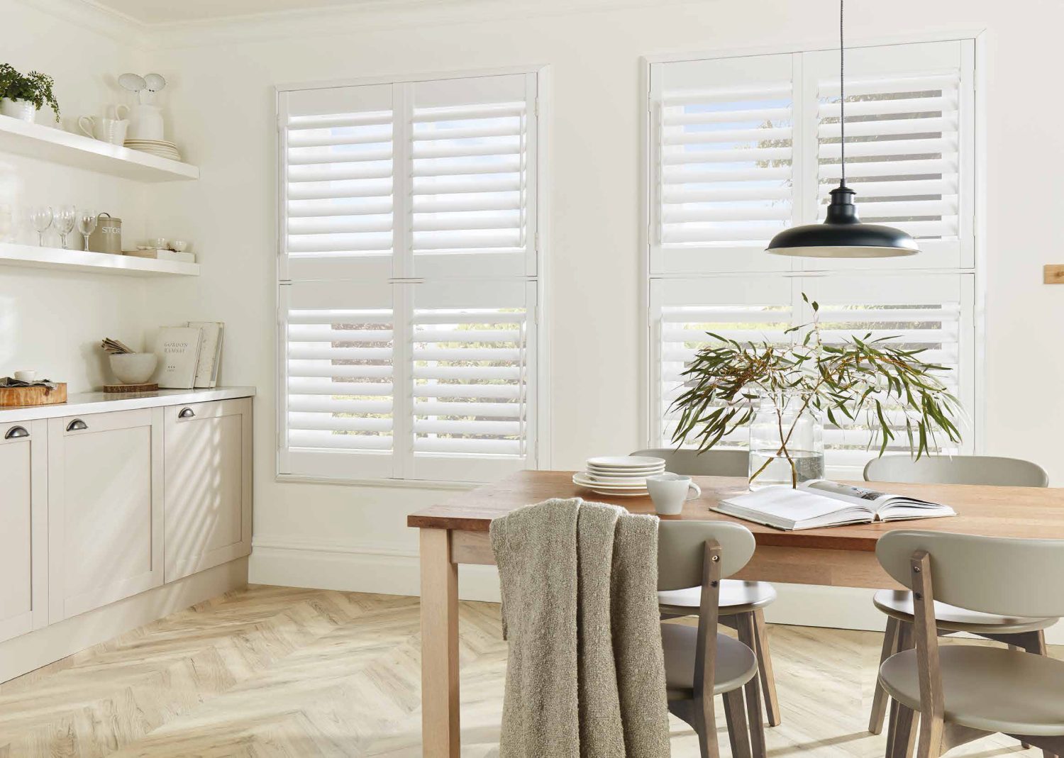 How to select window shutters